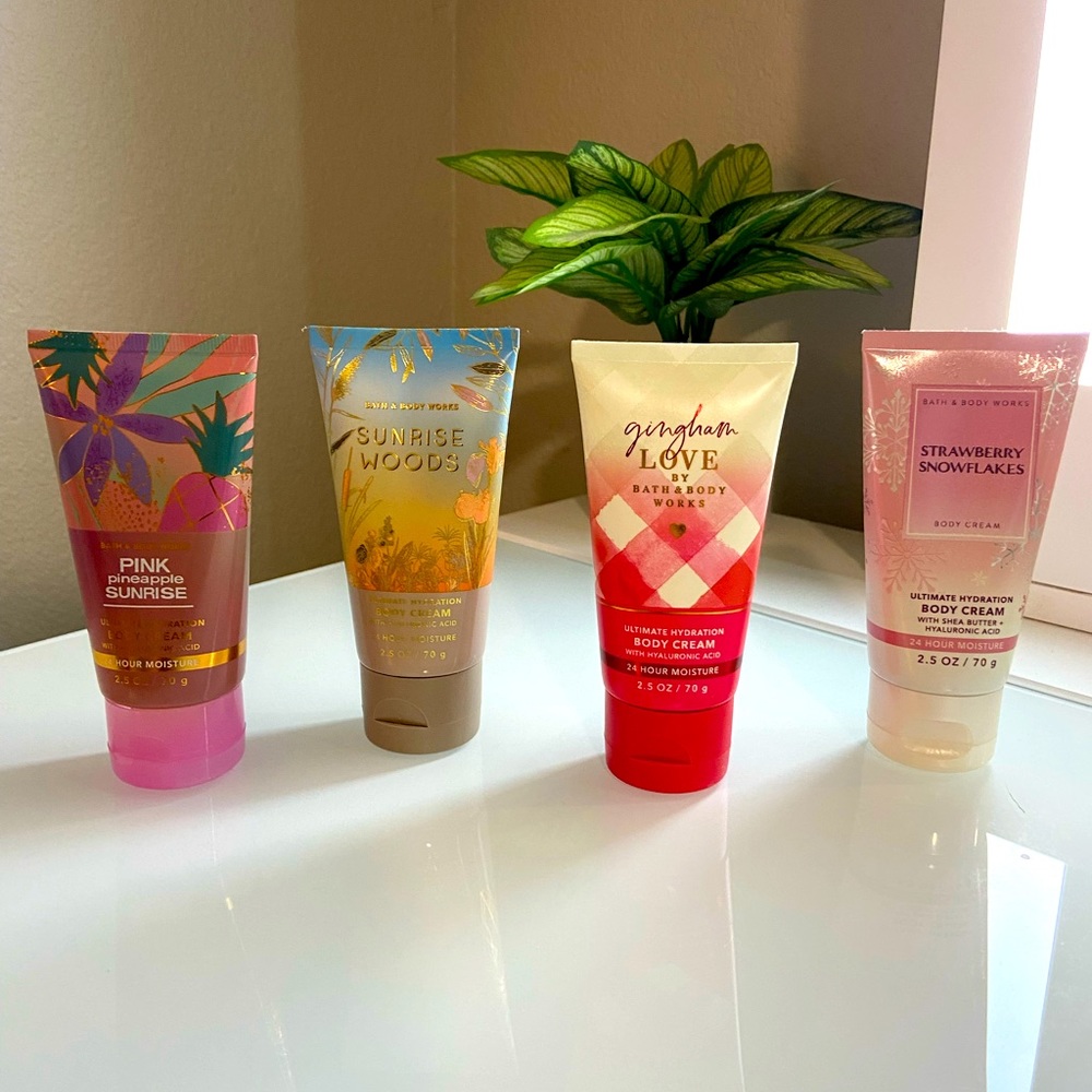 Bath & Body works travel size body cream 2.5 oz set of 4 ⬇️